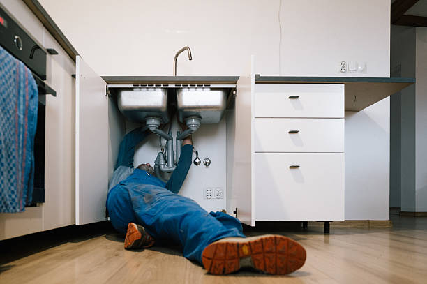 Professional Plumbing technician working in Bay City, MI